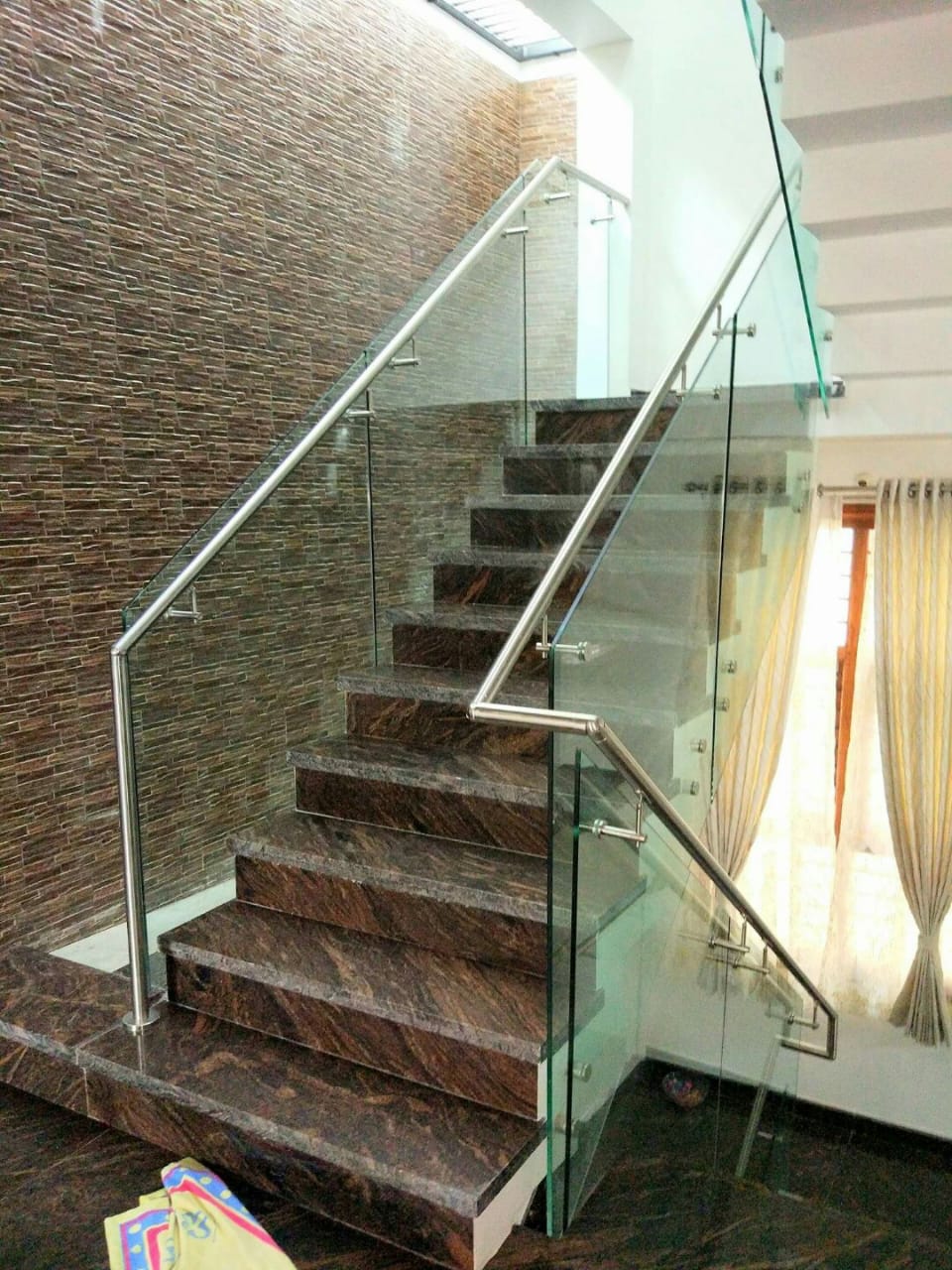 Which Company Offers Glass Railing Systems in Bangalore?
